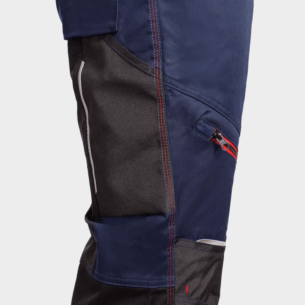 Work bib pants REVOLT 4STRETCH DARK BLUE/BLACK/RED - 6 — stenso.ro Work bib pants REVOLT 4STRETCH DARK BLUE/BLACK/RED - 6