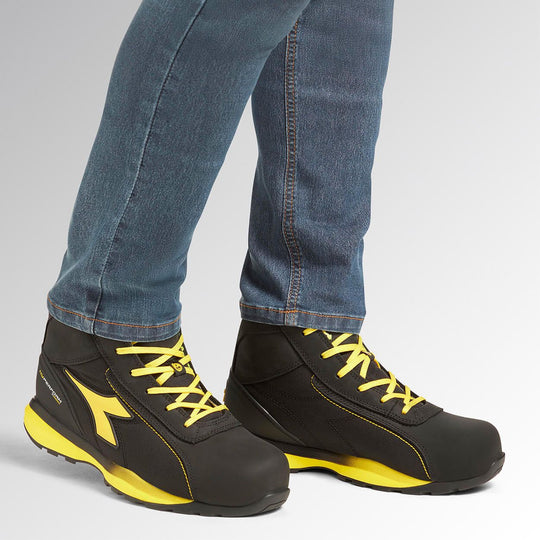 Încălțăminte de protecție DIADORA GLOVE HYPER MID S3S FO HRO SR ESD BLACK - 2 — stenso.ro Încălțăminte de protecție DIADORA GLOVE HYPER MID S3S FO HRO SR ESD BLACK - 2
