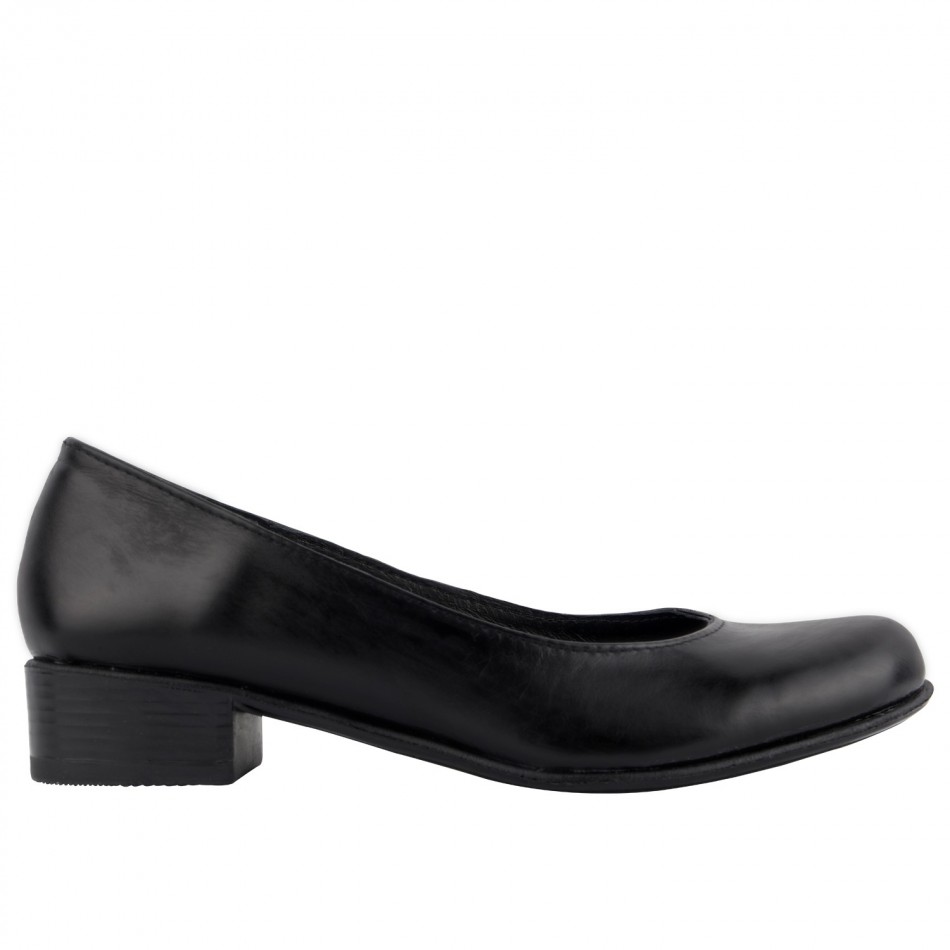 Lady's leather shoes SOFIE