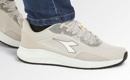 pantofii de lucru din gama diadora utility
